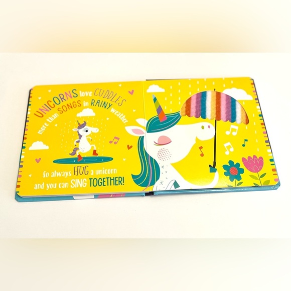💫$6/ADD ON 💫 Colorful Touch and Feel Unicorn Kids Book for 0+ Years - LIKE NEW - Picture 6 of 7